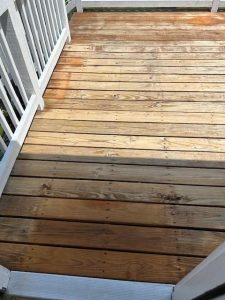 Deck-after-clean-and-brighten